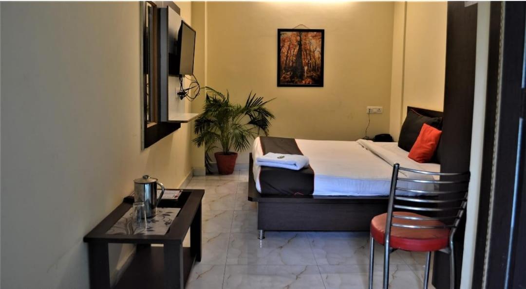 Hotel Atrium Inn Rishīkesh Buitenkant foto
