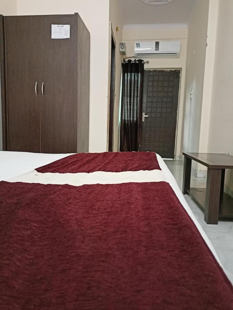 Hotel Atrium Inn Rishīkesh Buitenkant foto