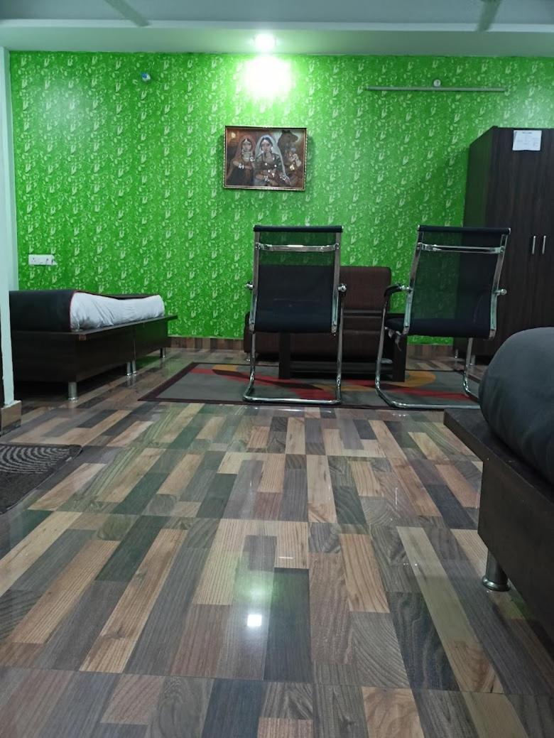 Hotel Atrium Inn Rishīkesh Buitenkant foto